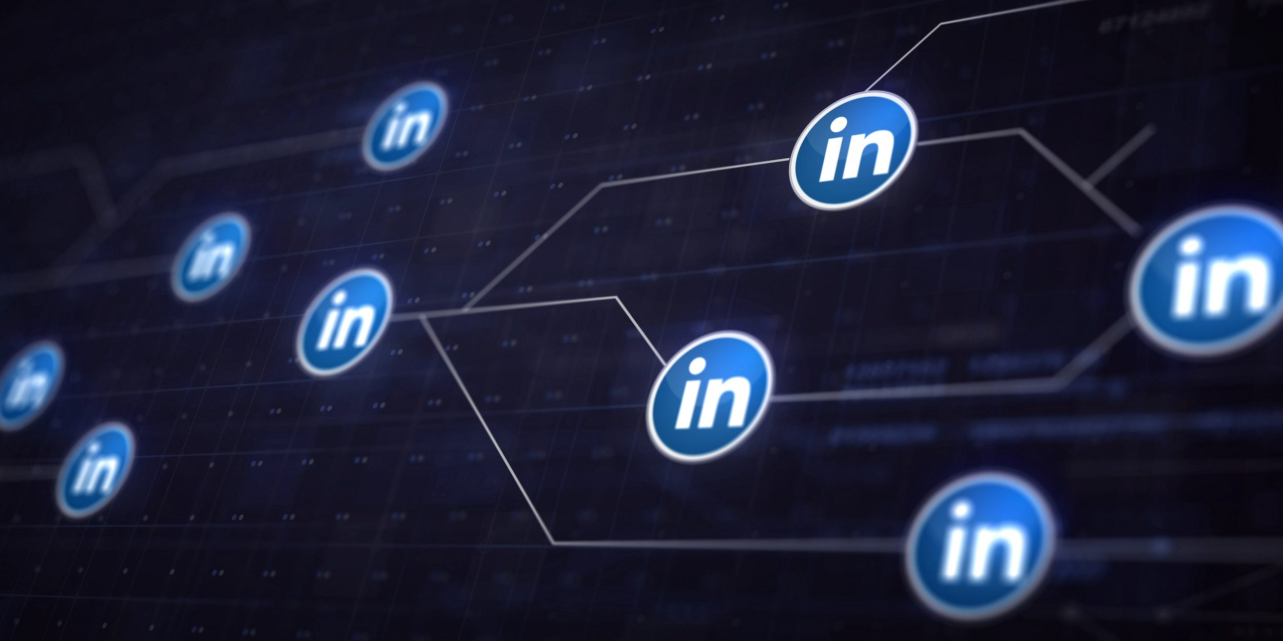 LinkedIn Icon Line Connection of Circuit Board bouw en onderhoud je netwerk via linkedin met tips van zorgpromotor