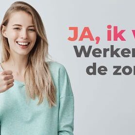 Jonge vrouw steekt duim op en wilt werken in de zorg.